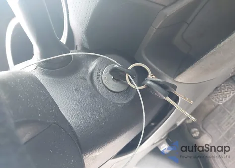 2011 Toyota Tacoma из США, поврежденный, VIN 5TFTX4CN1BX008710